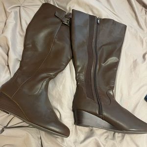 Torrid knee length brown boots size 11